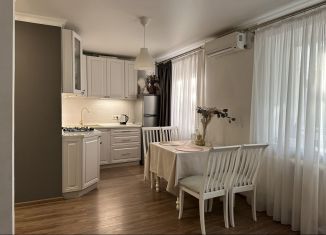 Продам 2-ком. квартиру, 44 м2, Ростов-на-Дону, улица Каяни, 17/3