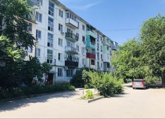 Продажа 2-комнатной квартиры, 41 м2, Астраханская область, улица Савушкина, 10