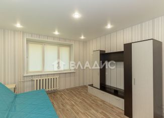 Продам 3-ком. квартиру, 80 м2, Владимир, улица Луначарского, Октябрьский район