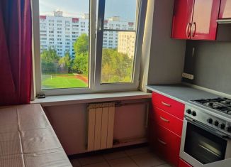 Сдам 3-ком. квартиру, 60 м2, Москва, улица Гурьянова, 39, район Печатники