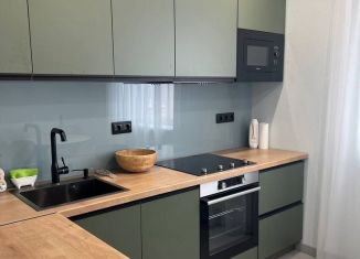 Сдам в аренду 3-ком. квартиру, 70 м2, Санкт-Петербург, Вербная улица, 18к1, муниципальный округ Коломяги
