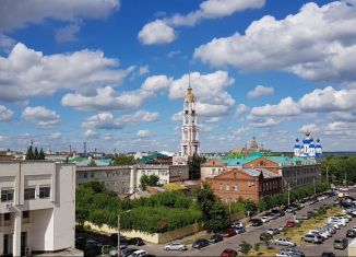 Сдается двухкомнатная квартира, 55 м2, Тамбов, улица Максима Горького, 20