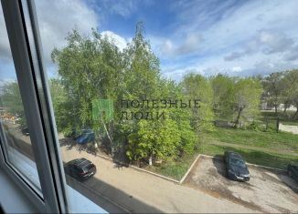 Продажа 2-комнатной квартиры, 52.2 м2, Сызрань, Астраханская улица, 2А