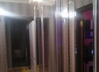 Продается четырехкомнатная квартира, 76 м2, Чита, 1-й микрорайон, 38