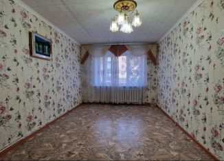 Продаю 3-ком. квартиру, 62.8 м2, Азнакаево, улица Ленина, 35