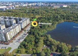 Продаю 2-ком. квартиру, 53.9 м2, Калининград, Коммунистическая улица, 127