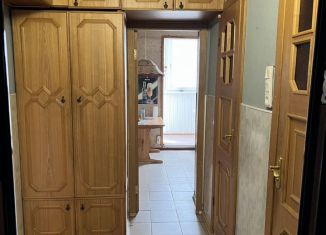 Сдаю однокомнатную квартиру, 40 м2, Санкт-Петербург, улица Маршала Захарова, 50к1, метро Проспект Ветеранов