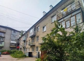 Продам двухкомнатную квартиру, 40.5 м2, Гатчина, улица Карла Маркса, 33