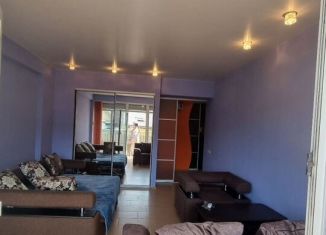 Сдам однокомнатную квартиру, 50 м2, Сочи, улица Тургенева, 4, микрорайон Светлана