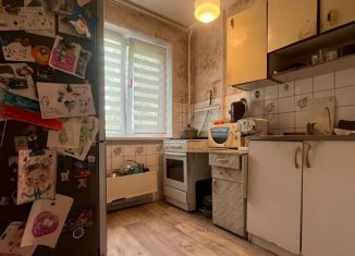 Продам 3-ком. квартиру, 60.4 м2, Челябинск, Пермская улица, 55, Центральный район