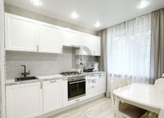 Продается 3-ком. квартира, 65 м2, Санкт-Петербург, метро Приморская, улица Кораблестроителей, 19к2