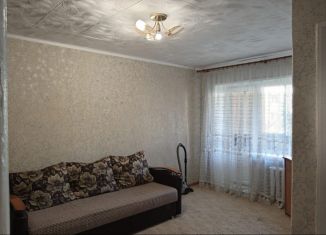 Продаю 1-комнатную квартиру, 31 м2, Старый Оскол, микрорайон Горняк, 28