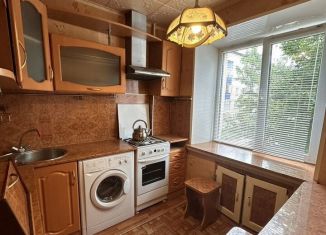 Продается трехкомнатная квартира, 58.5 м2, Республика Башкортостан, улица Сазонова, 8