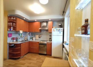 Продам 2-комнатную квартиру, 47.4 м2, Екатеринбург, улица Амундсена, 70, Ленинский район