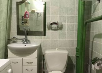 Продаю однокомнатную квартиру, 36 м2, Курчатов, Сосновая улица, 1