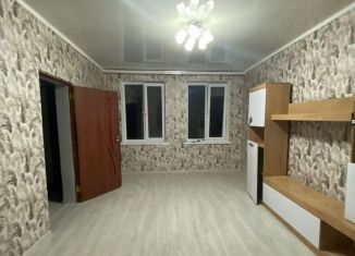 2-ком. квартира на продажу, 46.4 м2, поселок городского типа Афипский, Первомайская улица, 109