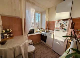 Продам 2-ком. квартиру, 44.2 м2, Москва, Волжский бульвар, 18к2, метро Стахановская