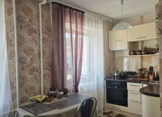 Продам 3-комнатную квартиру, 56 м2, Республика Алтай, улица Ленина, 195