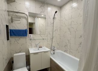 Сдам в аренду однокомнатную квартиру, 34 м2, деревня Дерябиха, деревня Дерябиха, 81