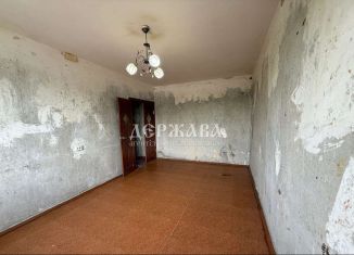 Продажа 2-ком. квартиры, 44 м2, Старый Оскол, микрорайон Парковый, 38