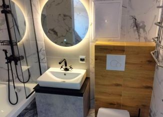 Продается 2-комнатная квартира, 44 м2, Новоуральск, улица Победы, 32