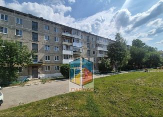 Продаю 3-комнатную квартиру, 63.3 м2, Свердловская область, улица Чапаева, 17