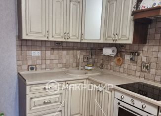 Продаю 1-ком. квартиру, 44 м2, Истра, улица Ленина, 27