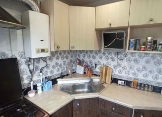 Продаю 3-комнатную квартиру, 59.6 м2, Чусовой, Лысьвенская улица, 76А