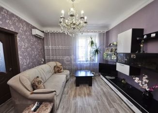 Продаю трехкомнатную квартиру, 70.3 м2, Салават, Первомайская улица, 7