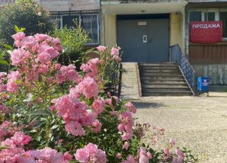 Продается двухкомнатная квартира, 62.3 м2, посёлок городского типа Дагомыс, Батумское шоссе, 67