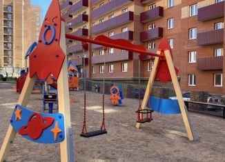 Продаю 2-комнатную квартиру, 52.3 м2, Красноярский край, Соколовская улица, 52