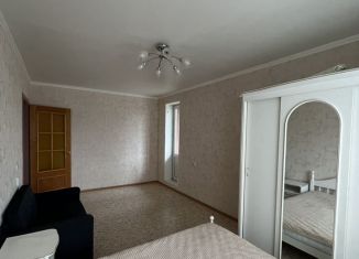 Сдается в аренду 1-комнатная квартира, 41.8 м2, Санкт-Петербург, Комендантский проспект, 17к1, метро Комендантский проспект