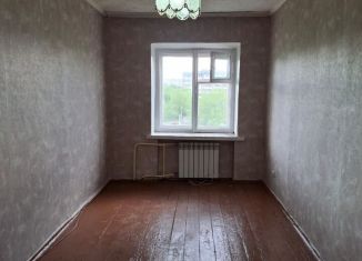 Продаю трехкомнатную квартиру, 57.2 м2, Абакан, улица Ленинского Комсомола, 9