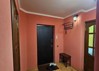 Сдам в аренду 1-ком. квартиру, 43 м2, Чебоксары, улица Строителей, 6