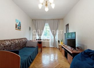 Продается 2-комнатная квартира, 42 м2, Москва, улица Маршала Конева, 5