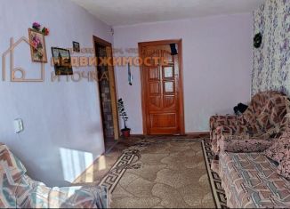 Продам 3-комнатную квартиру, 57.5 м2, село Кармаскалы, Садовая улица, 30