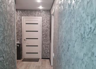 Сдача в аренду 4-комнатной квартиры, 80 м2, Губкин, улица Петра Великого, 10