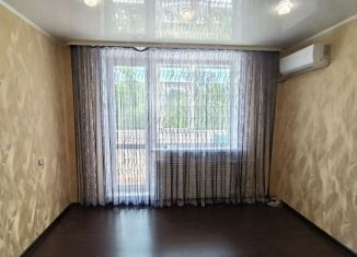 Продается 2-ком. квартира, 57.2 м2, Нефтекамск, улица Дзержинского, 28