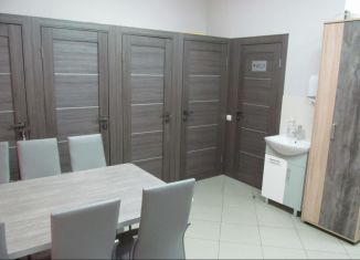 Сдаю в аренду 2-ком. квартиру, 45 м2, Краснодарский край, Лазурная улица, 23/1