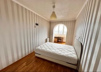 Продам 3-ком. квартиру, 65 м2, Ростов-на-Дону, проспект Соколова, 85