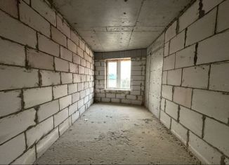 Продаю четырехкомнатную квартиру, 155.9 м2, Магас, проспект Идриса Зязикова, 58