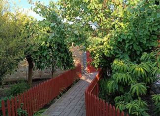 Сдается комната, 25 м2, поселок городского типа Заозерное, Зелёная улица, 15