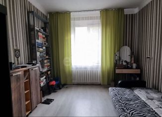 Продаю 2-ком. квартиру, 47.1 м2, Чебаркуль, улица Мира, 9