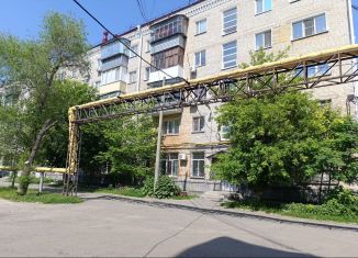 Продаю 2-ком. квартиру, 42.4 м2, Курган, улица Кирова, 117