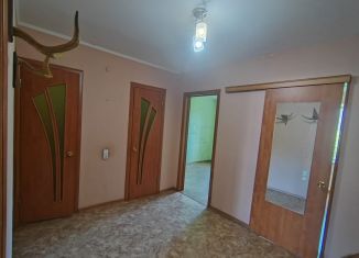 Продам 3-комнатную квартиру, 62 м2, Белорецк, улица С. Тюленина, 38