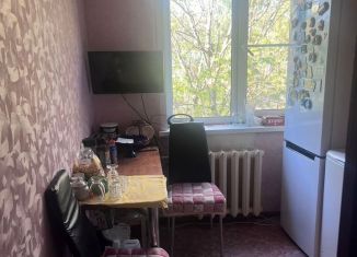 Сдача в аренду двухкомнатной квартиры, 47 м2, Кингисепп, Театральная улица, 8