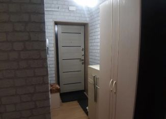 Продаю 1-ком. квартиру, 33 м2, Котлас, улица Герцена, 16