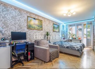 Продаю 2-ком. квартиру, 51 м2, Санкт-Петербург, муниципальный округ № 54, проспект Большевиков, 25