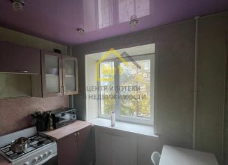 Продам 2-ком. квартиру, 50 м2, Озёрск, улица Кирова, 26