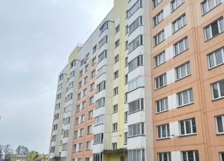 Продам 2-ком. квартиру, 42 м2, Киров, Торфяная улица, 11к2